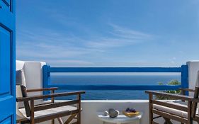 Heavenly Milos Suites